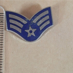 US Airforce Senior Airman lapel pin, pre-owned